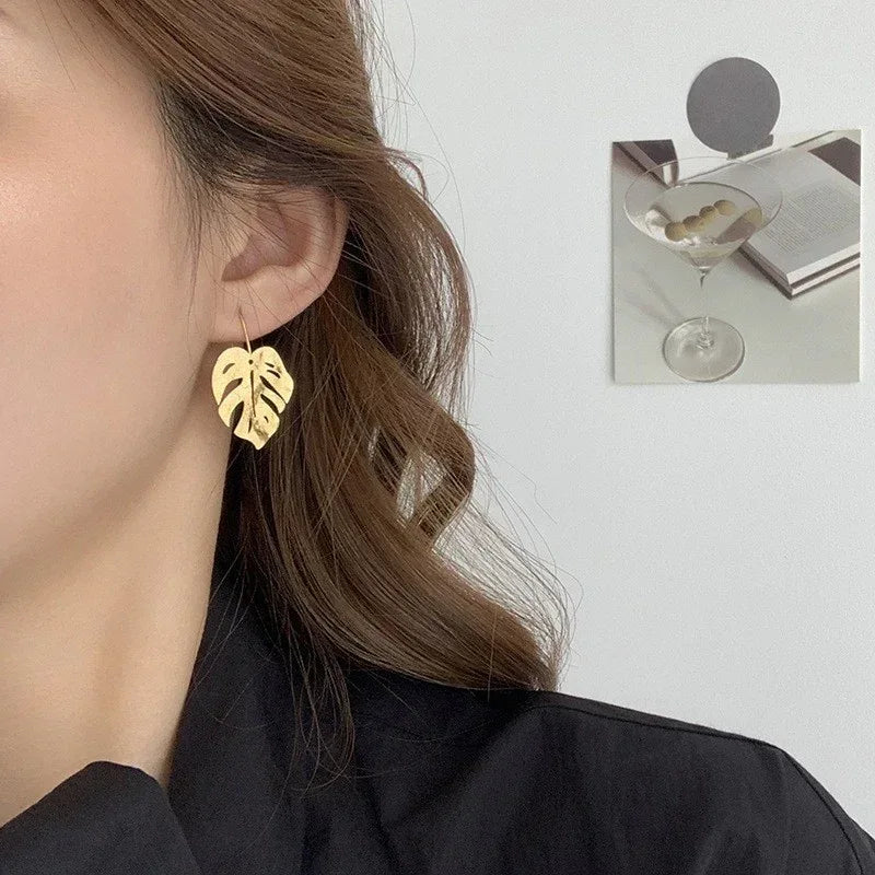 18k-retro-hong-kong-elegant-ear-studs - Viexta