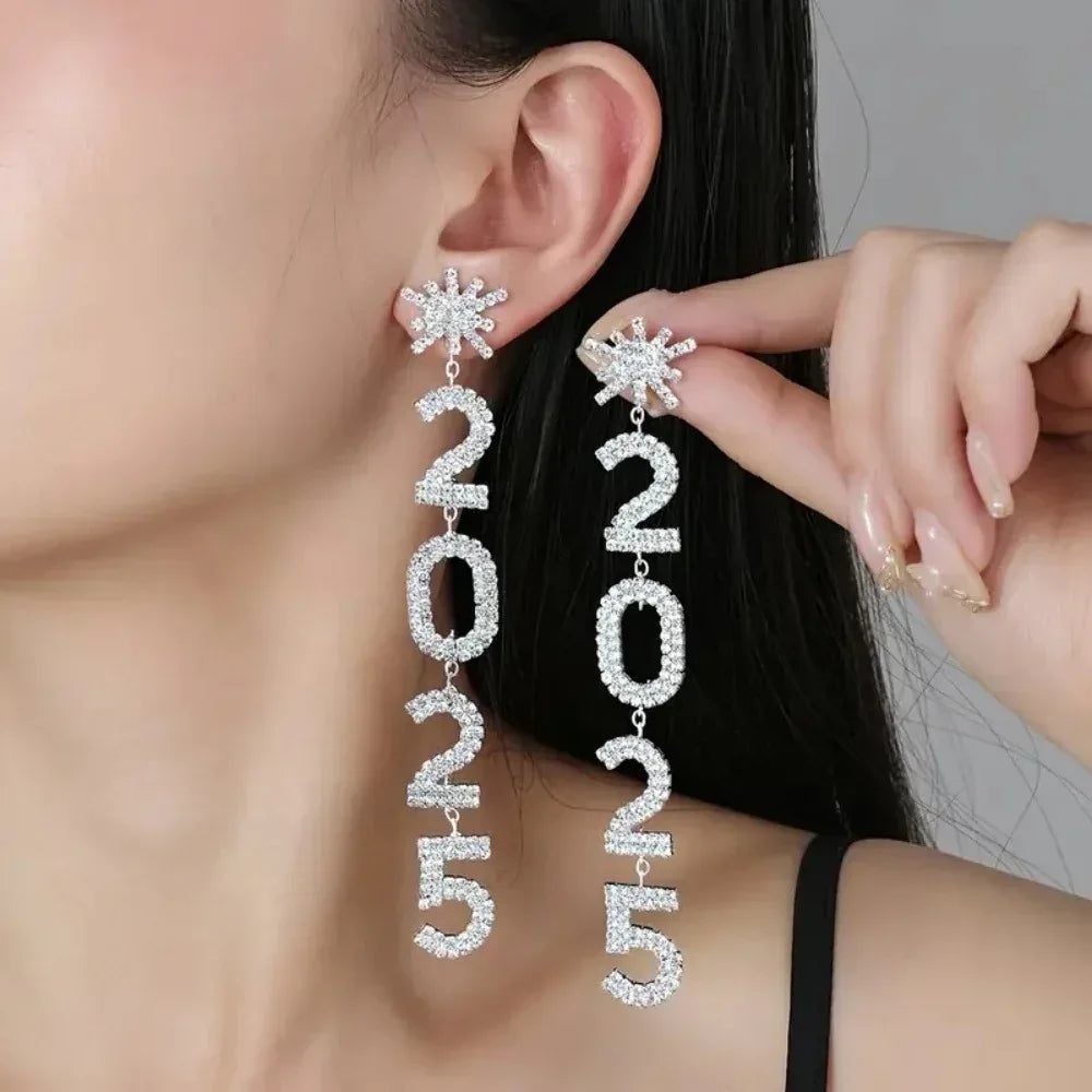 Rhinestone Snowflake Long Pendant Earrings - Viexta