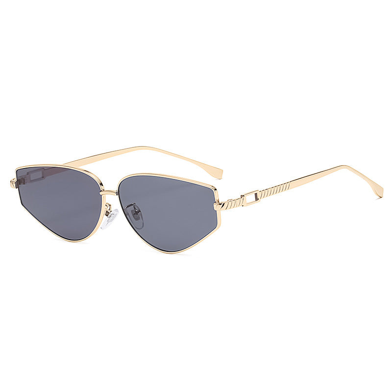 New Small Frame Cat Eye Sunglasses