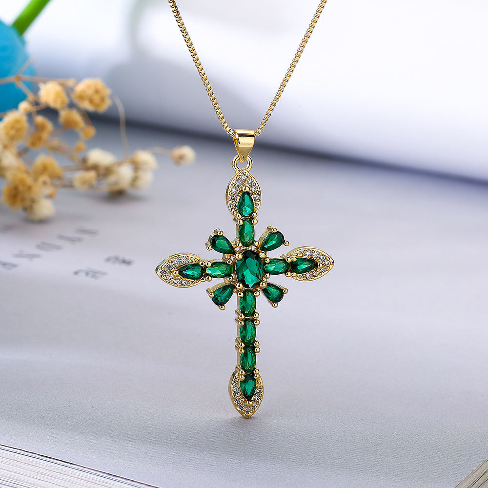 European Exquisite 18K Gold Zircon Necklace