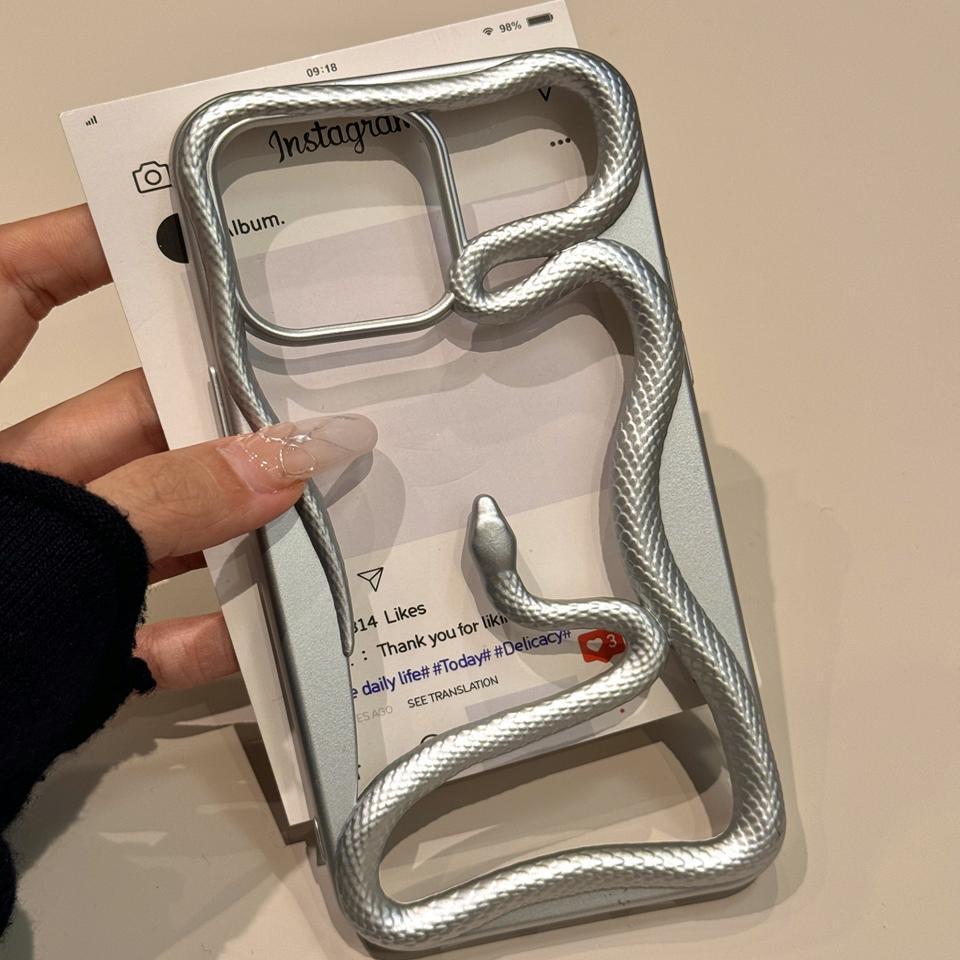 hollow-snake-phone-case