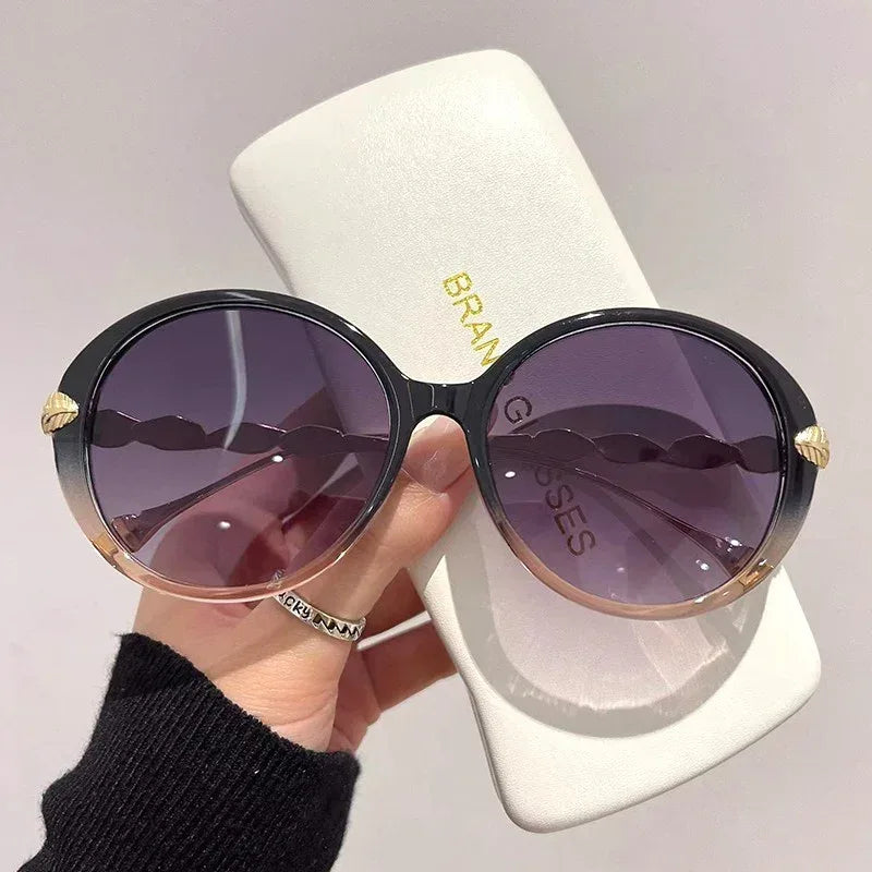 Women's Concave Shape Street Style Sun Protection Sunglass - Viexta
