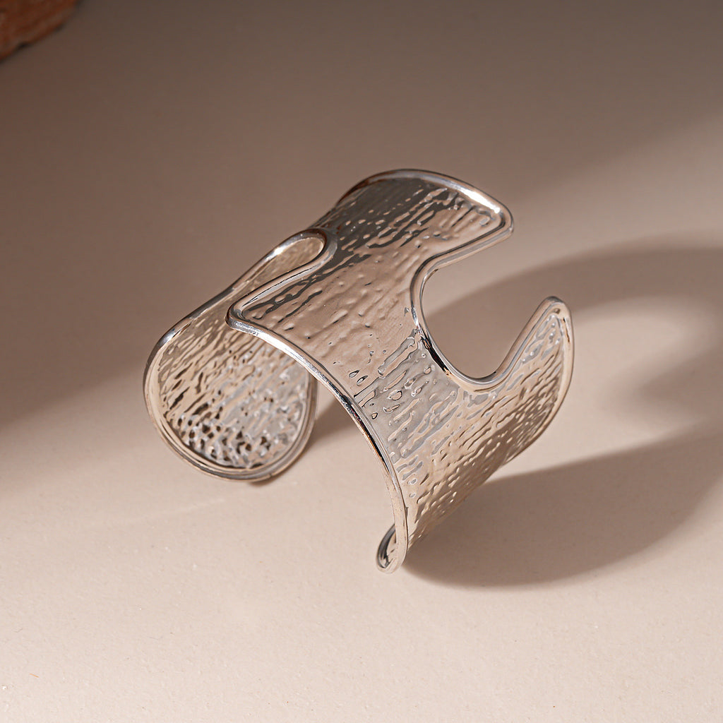 Metallic Textured Pleated Bangle