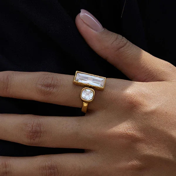 Uworld Minimalist 18K Gold-Square Zircon Rings