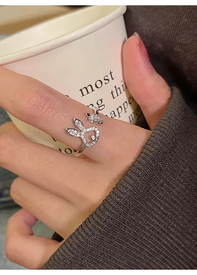 Asymmetric Carrot Rabbit Ring - Viexta