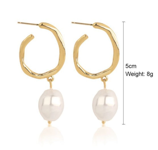 Korean Baroque Pearl Earrings