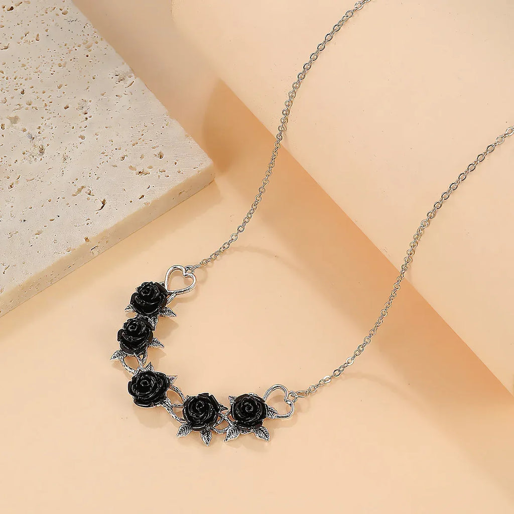Rhinestone Love Rose Chain Necklace - Viexta
