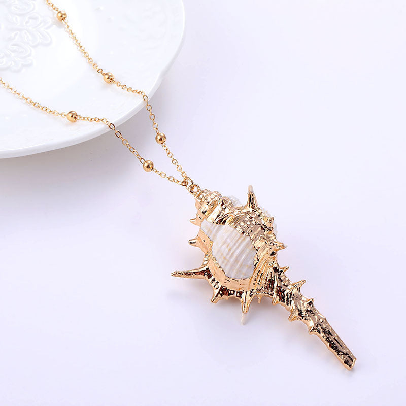 Women's Beach Shell Gold-plated Edge Pendant Necklace