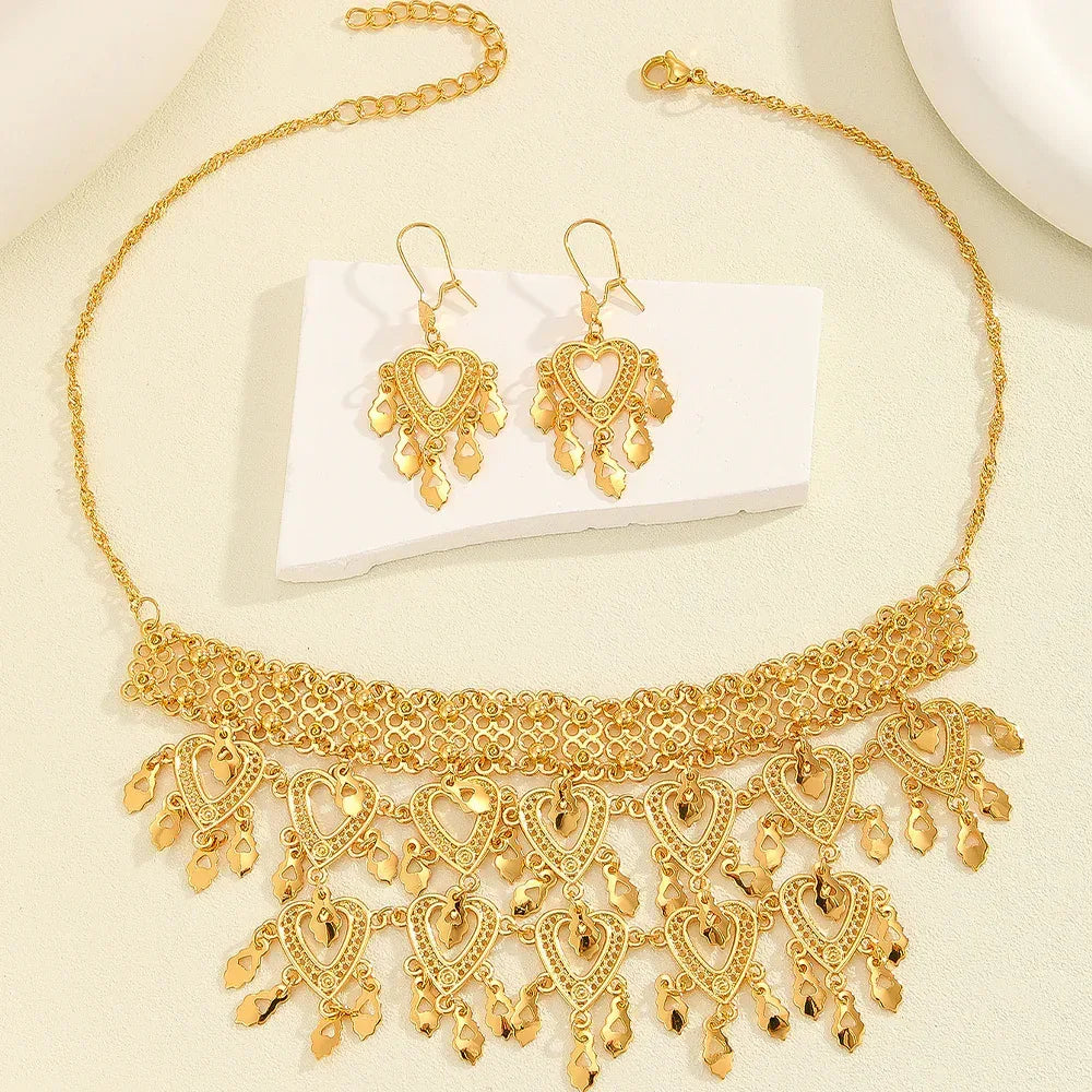 3pcs Retro Luxury Heart Hollow Necklace Earrings - Viexta