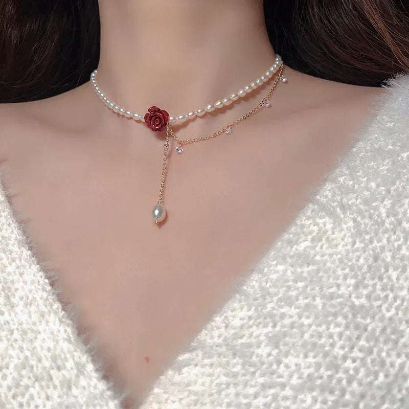 Gold Plated French Royal Style Pearl Flower Necklace - Viexta
