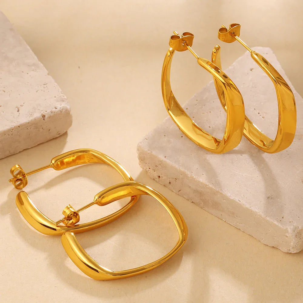 Minimalist Irregular Twisted Gold Hoop Earring