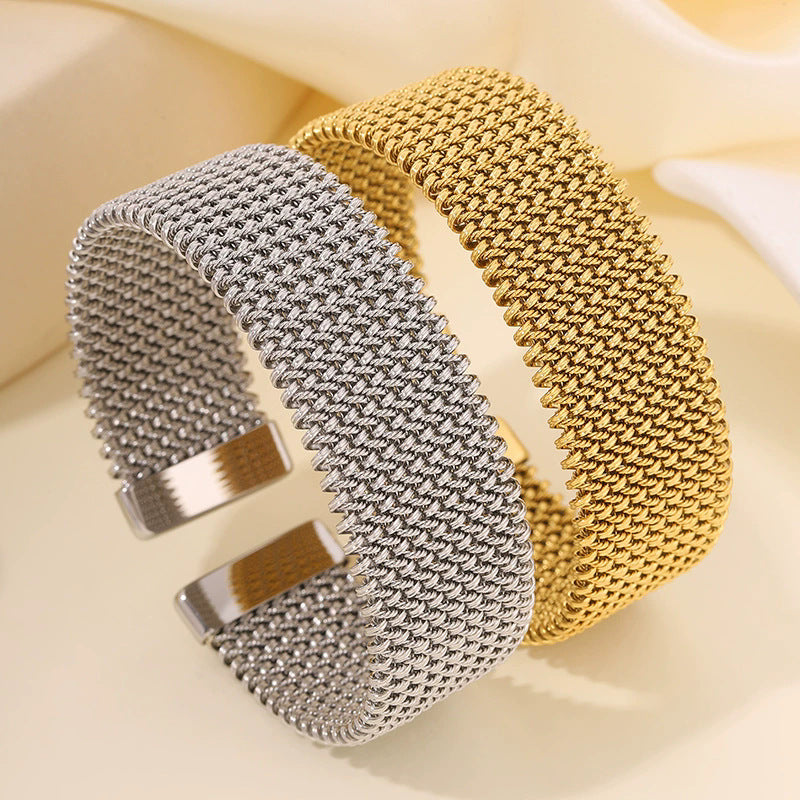 Embossed titanium steel bracelet