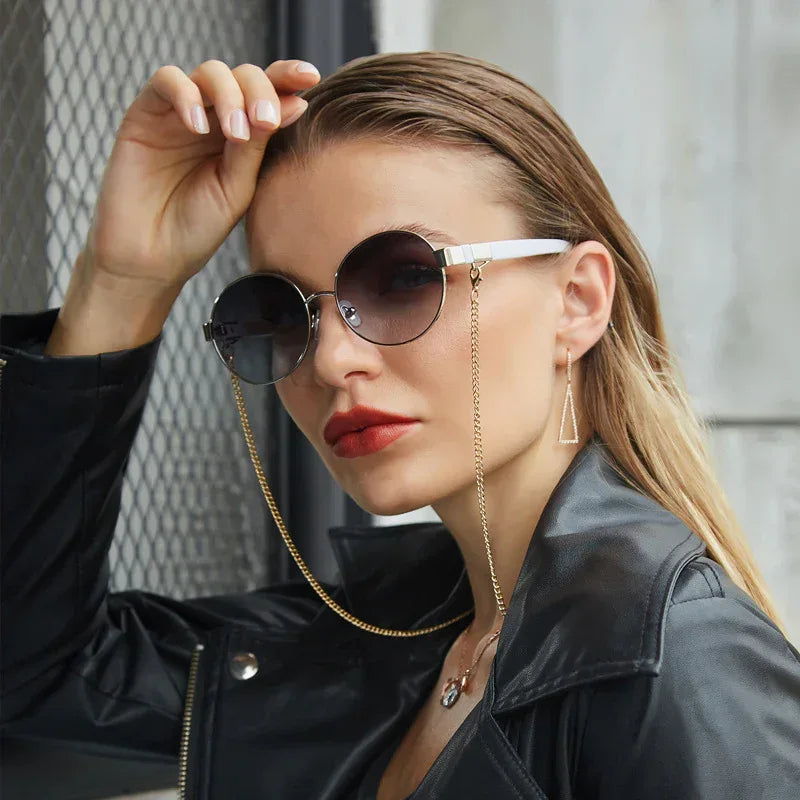 Small Round Frame Sunglasses With Chain - Viexta
