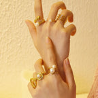High-End Pearl And Zircon Ring