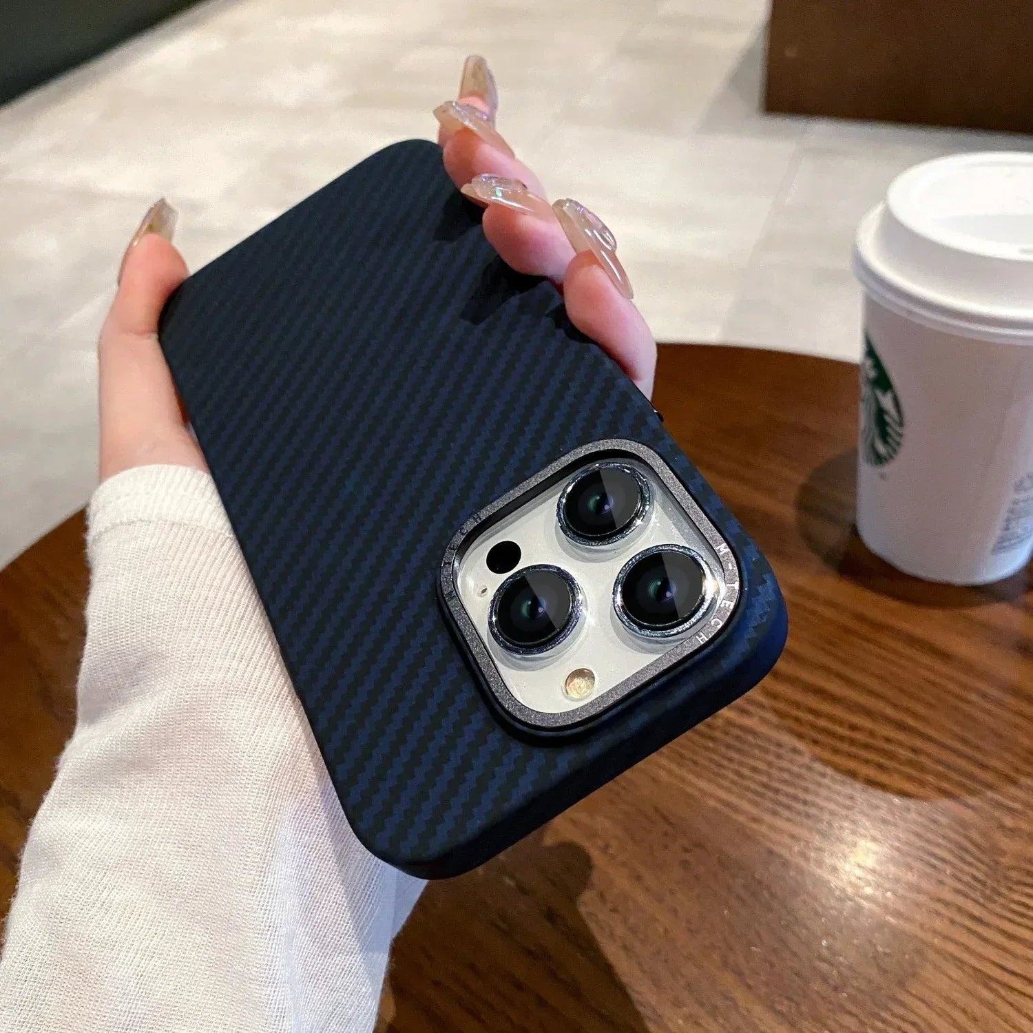 Carbon Fiber Ultra-thin iPhone Case - Viexta