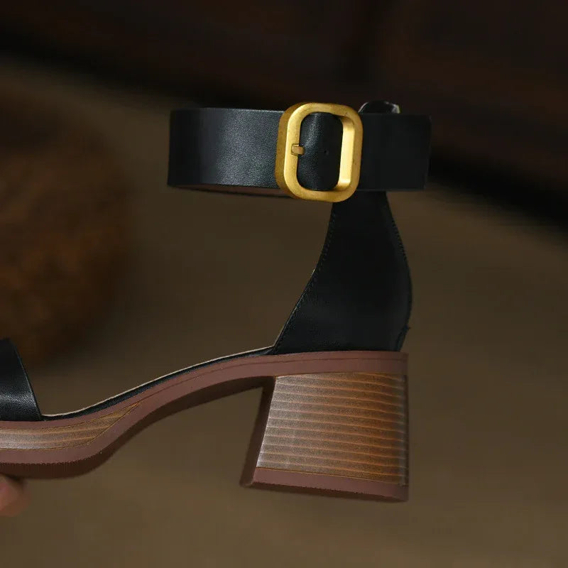British Retro Strap Chunky Heel - Viexta