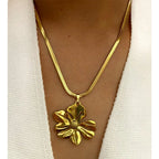 Fashion Exaggerated Stainless Steel Flower Pendant Necklace - Viexta