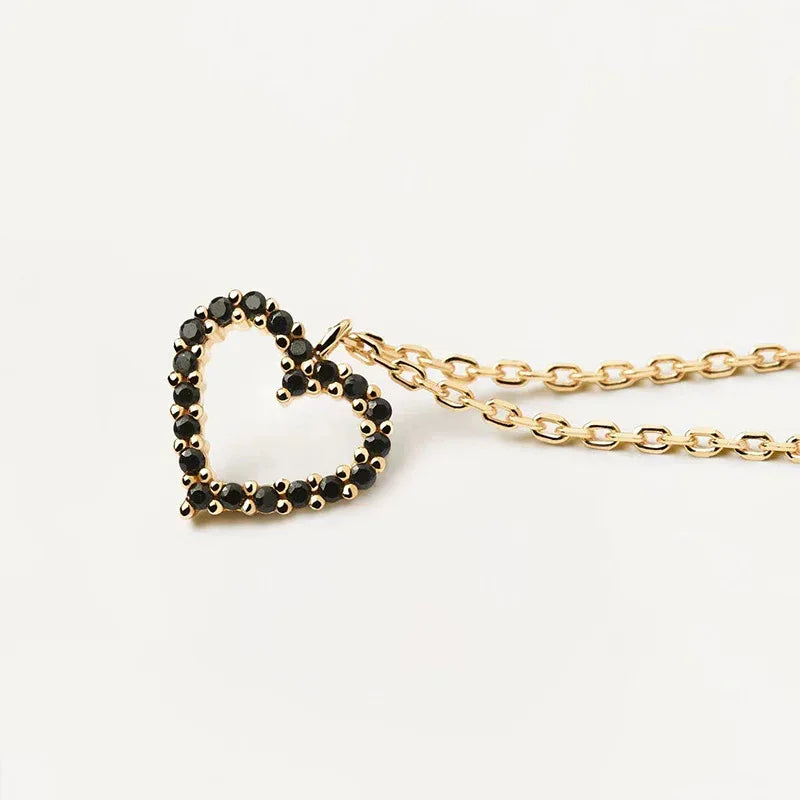 Hollow Heart Pendant Necklace - Viexta
