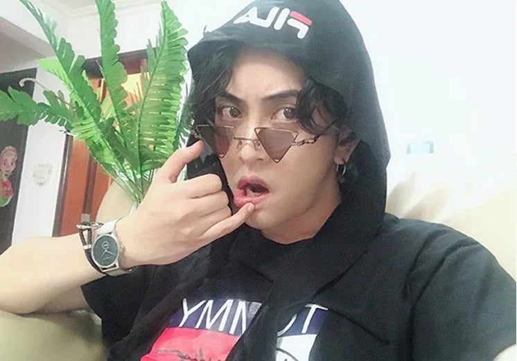 Punk wind triangle hollow sunglasses - Viexta