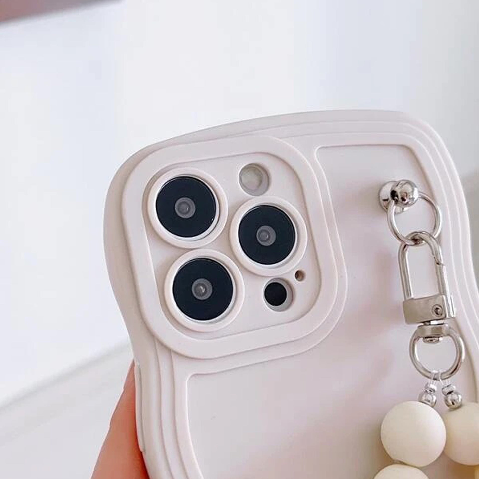 little-flower-lanyard-white-phone-case