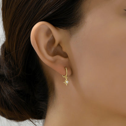 18K Eight Awn Star Earrings