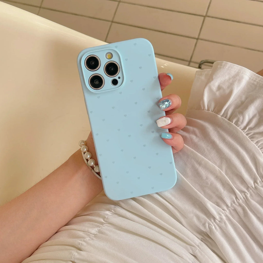 love-heart-liquid-silicone-buck-resistance-iphone-case - Viexta