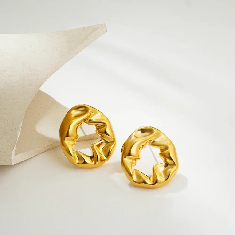 18k-gold-balloon-fold-irregular-texture-earrings - Viexta