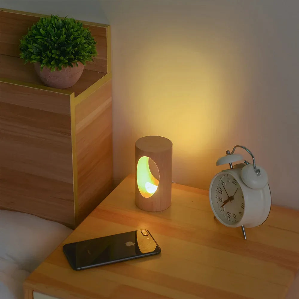 Solid wood LED reading lamp - Viexta