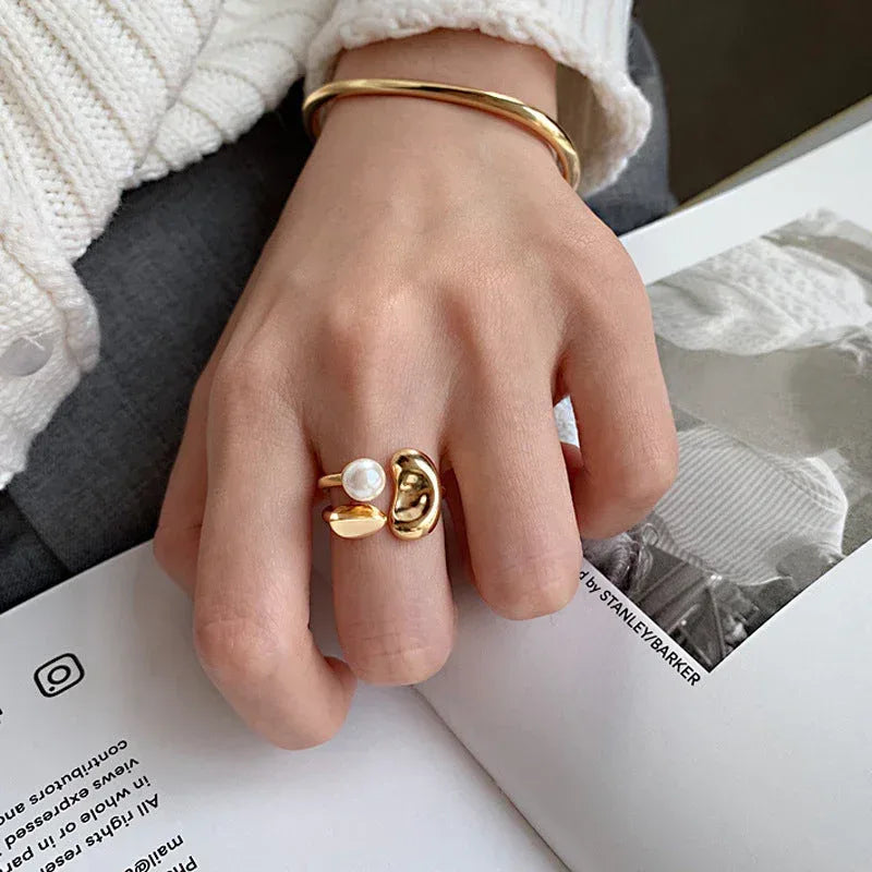 premium-trendy-index-finger-petal-ring - Viexta