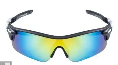 cyclist-bikes-polarizing-shades - Viexta