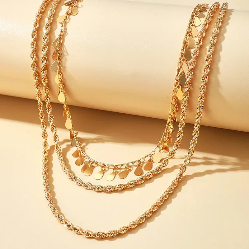 Multi-layer Hemp Flowers Drop-shaped Necklace - Viexta