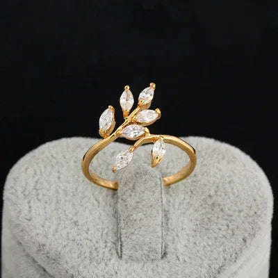 Wavy zircon ring - Viexta