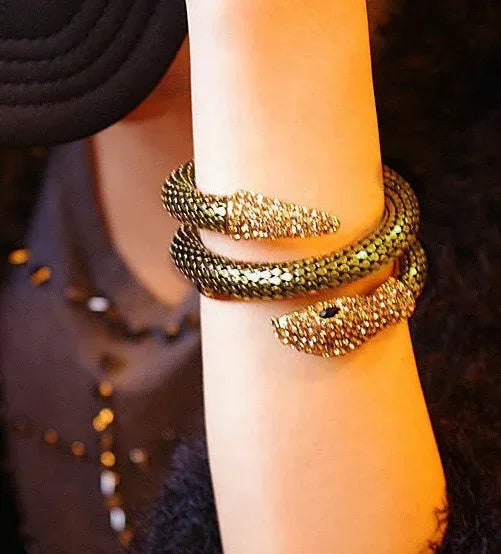 punk-diamond-multi-strand-snake-bracelet - Viexta