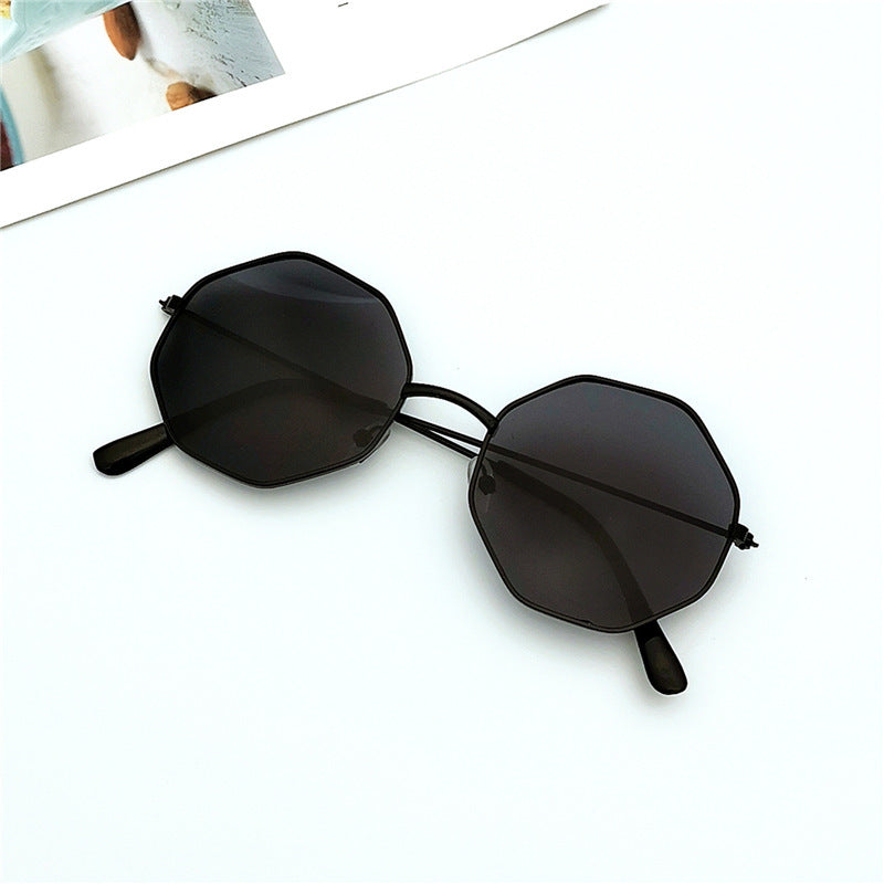 Round Irregular Ocean Film Sunglasses