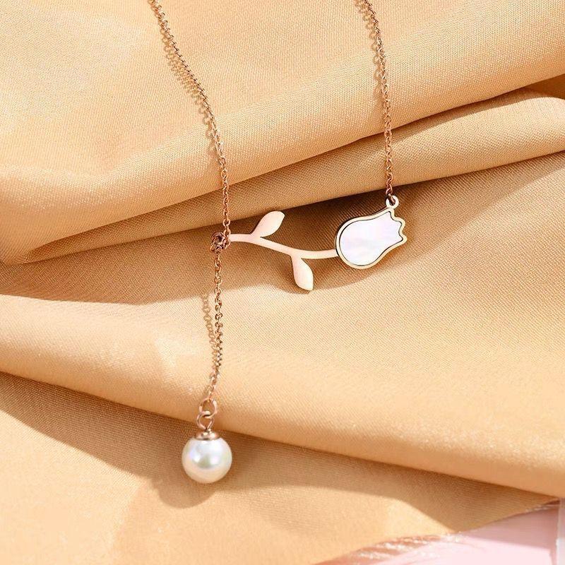 Tulip Fairy Pendant Necklace - Viexta