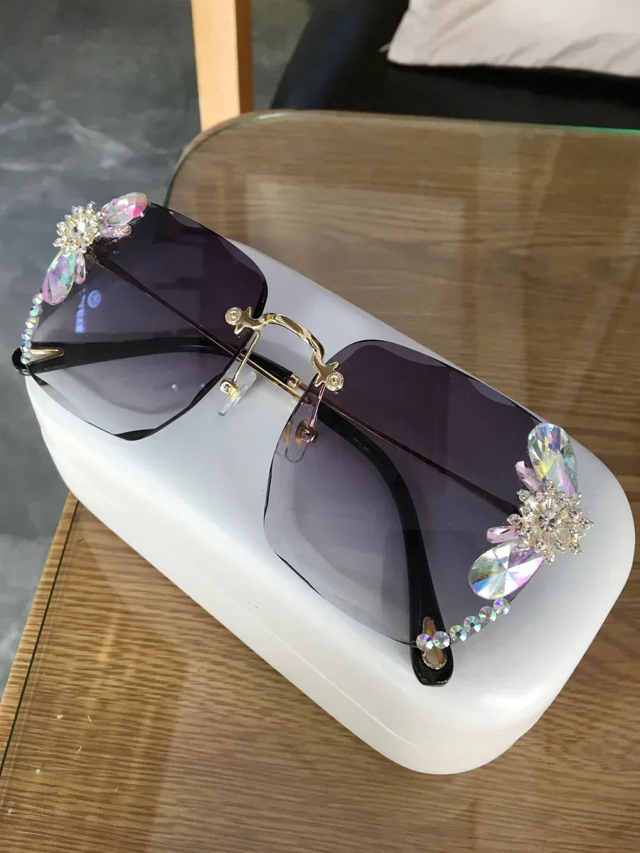 Frameless Trendy Rhinestone Sunglasses - Viexta
