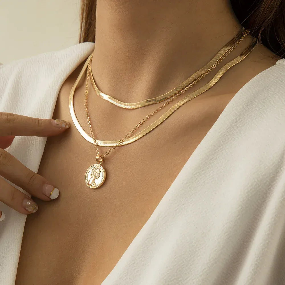 frosty-wind-single-layer-winding-snake-bone-necklace - Viexta