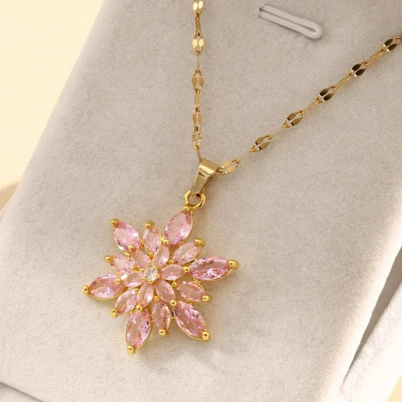 18k Snowflake Necklace - Viexta