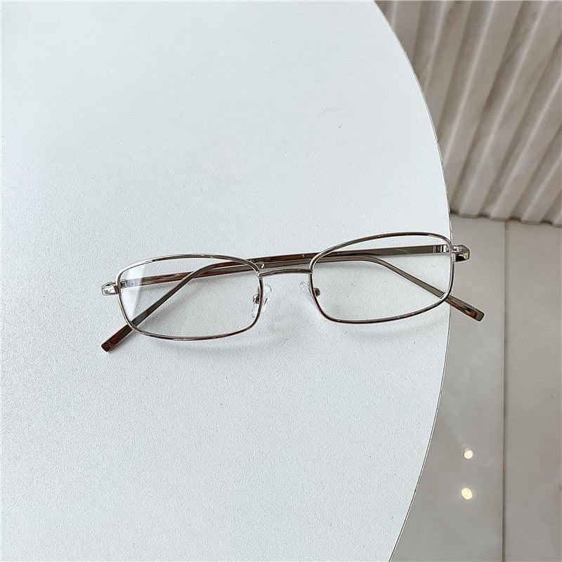 Trendy Small Frame Rectangular Sunglasses - Viexta