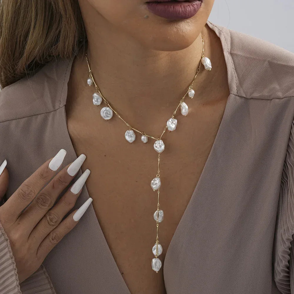 Brass Stitching Pearl Pendant Necklace - Viexta