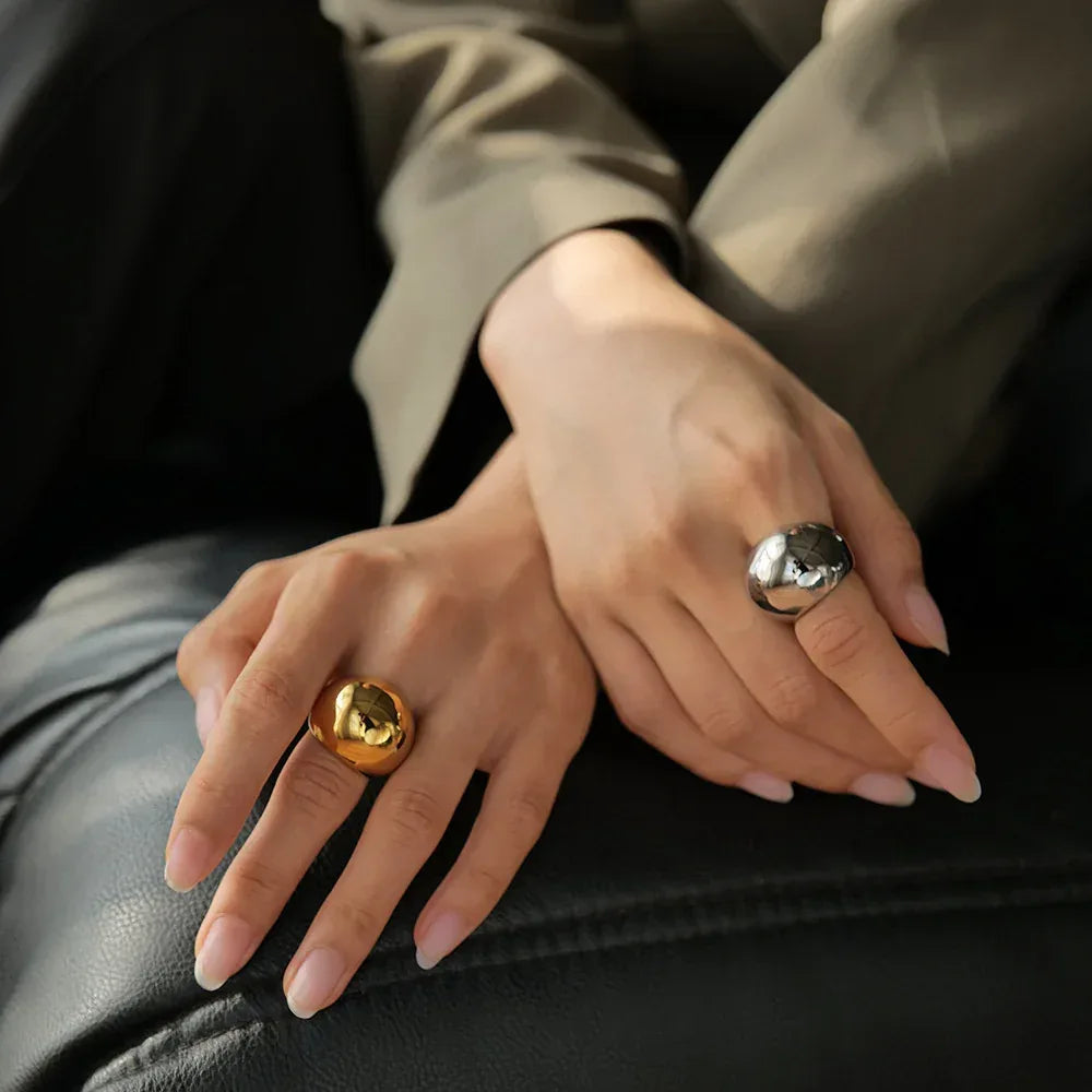 Semicircle Exaggerated Glossy Hollow Ring - Viexta
