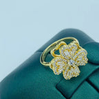 Rotating Zircon Four-leaf Clover Neckpiece - Viexta