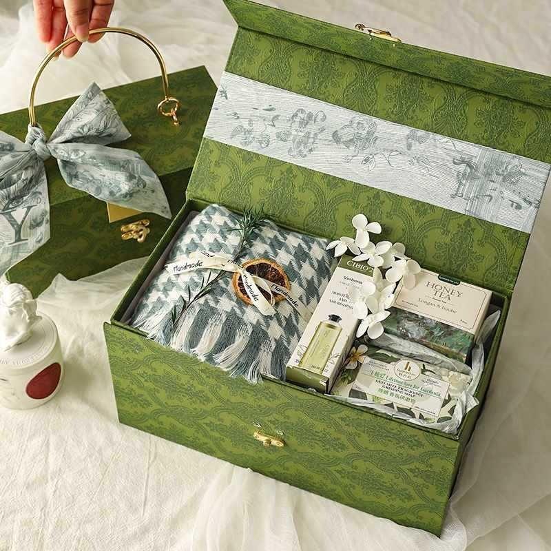 Winter Scarf Gift Box - Viexta