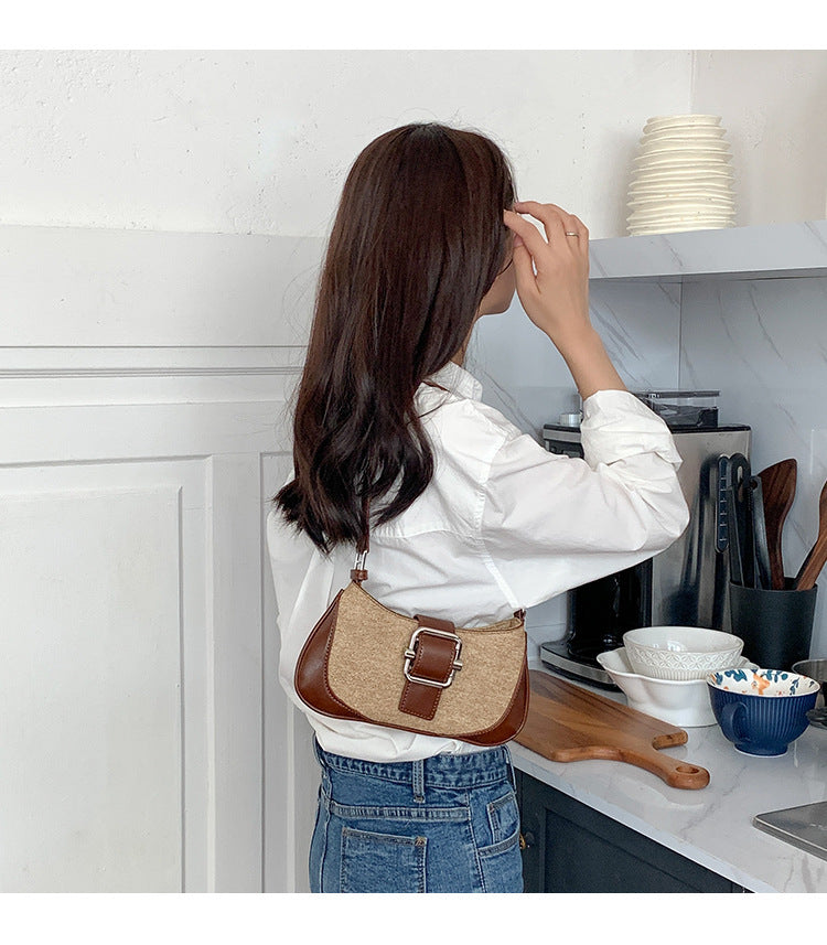 Underarm Stitching Baguette Bag