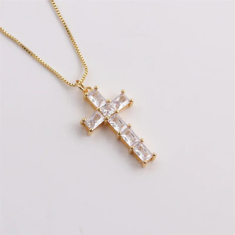 lady-18k-gold-plated-zircon-cross-pendant-necklace - Viexta