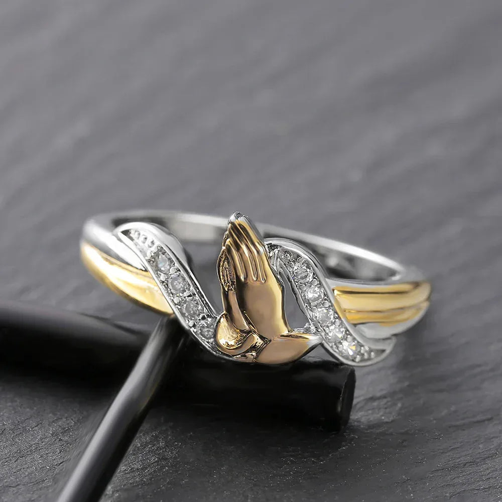 18k-creative-hands-prayer-ring - Viexta