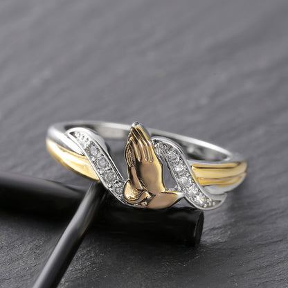 18K Creative Hands Prayer Ring