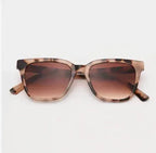 Women's square-frame Sunglasses - Viexta