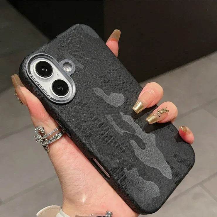 camouflage-leather-iphone-protective-cover - Viexta