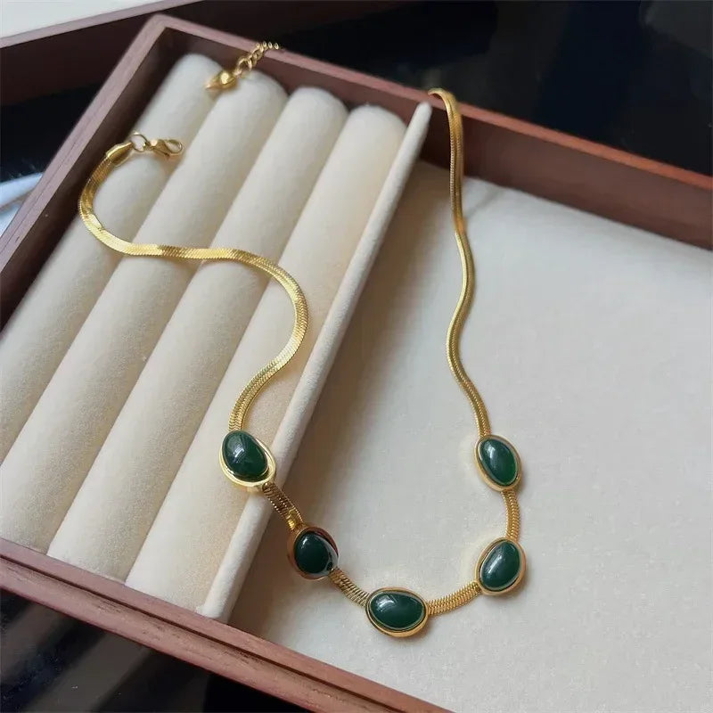 Green Stone Crystal Snake Chain - Viexta